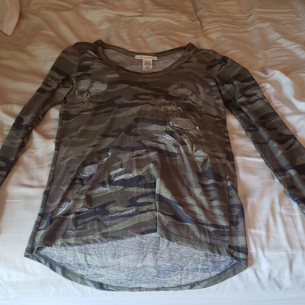 Long sleeve Camo shirt